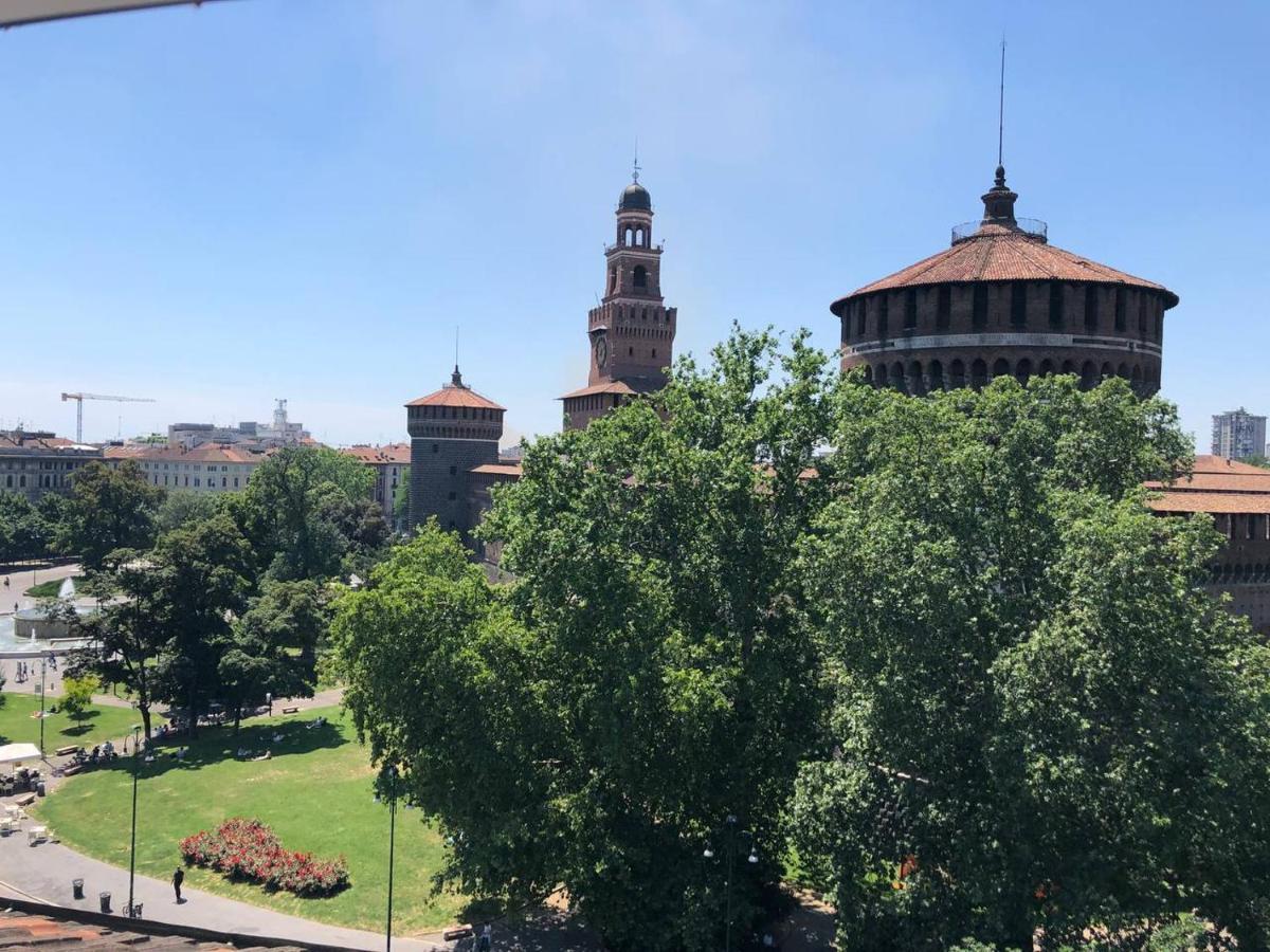 Breathtaking Castle View Youhosty - Quintino Sella Milano Eksteriør bilde